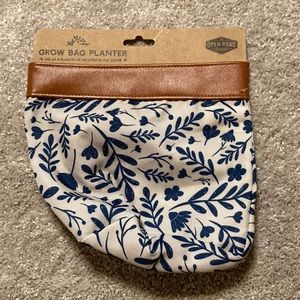 Open Road Grow Bag Planter 9”x 7.6” Blue and White